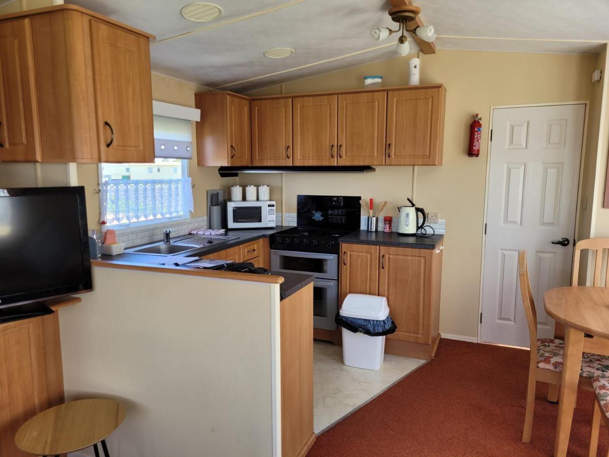 6 Berth On Millfields Apartment Ingoldmells Bagian luar foto