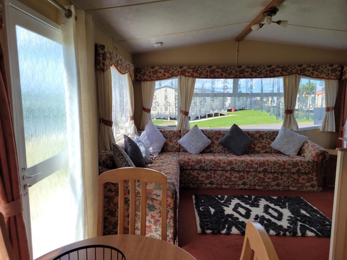6 Berth On Millfields Apartment Ingoldmells Bagian luar foto